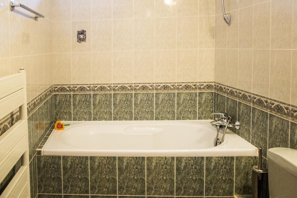 Family Hotel Elegance Arbanasi Εξωτερικό φωτογραφία