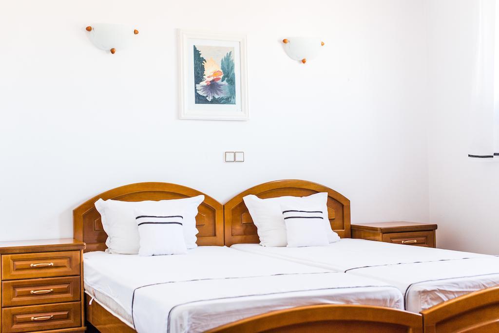 Family Hotel Elegance Arbanasi Δωμάτιο φωτογραφία