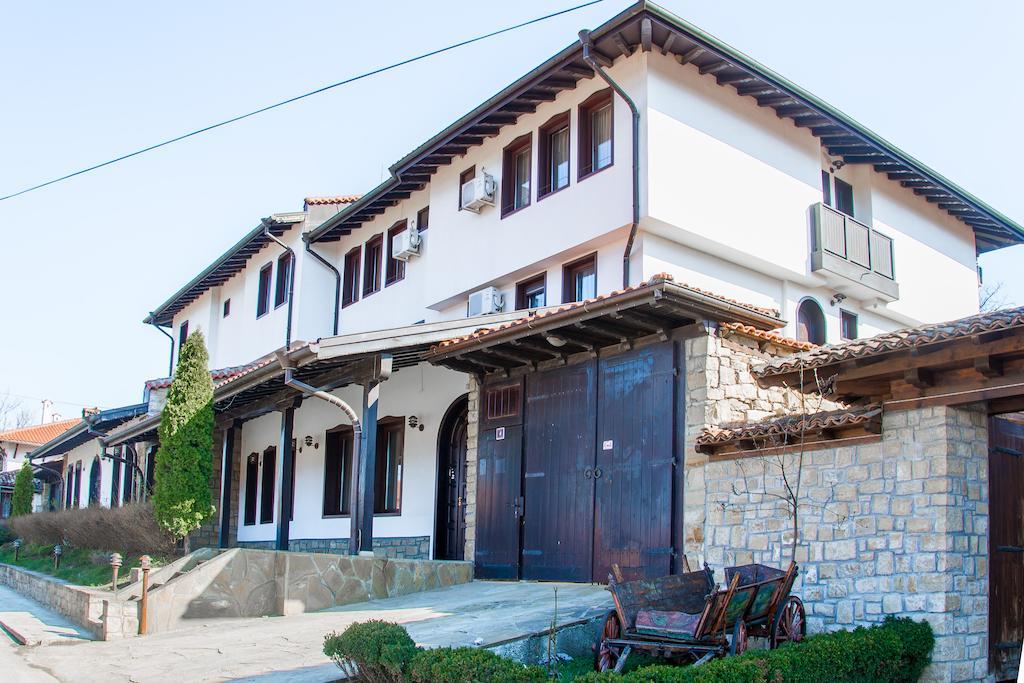 Family Hotel Elegance Arbanasi Εξωτερικό φωτογραφία