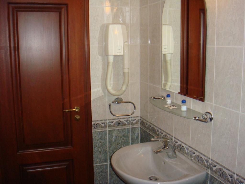 Family Hotel Elegance Arbanasi Δωμάτιο φωτογραφία