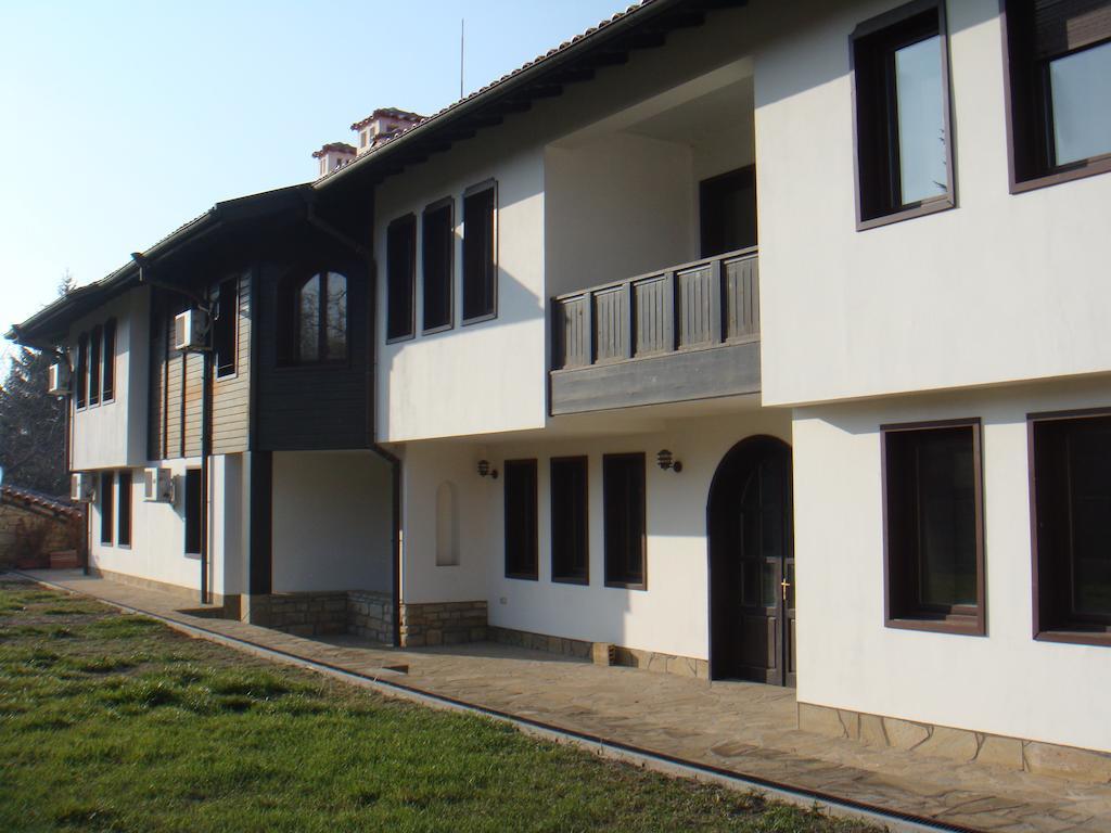 Family Hotel Elegance Arbanasi Εξωτερικό φωτογραφία